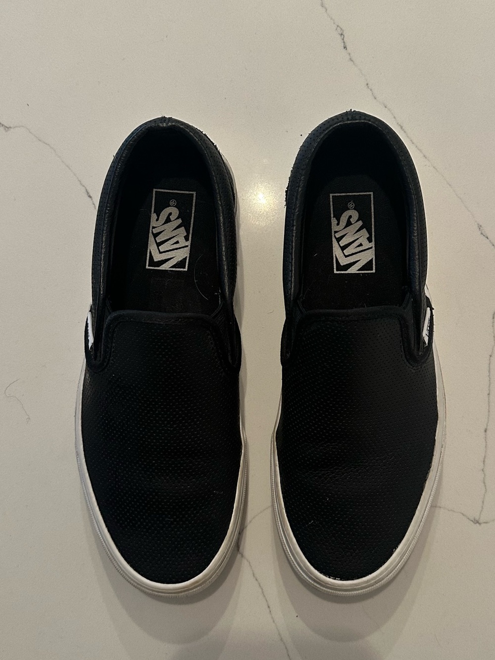 Vans Classic Slip-On Sneakers in Black
